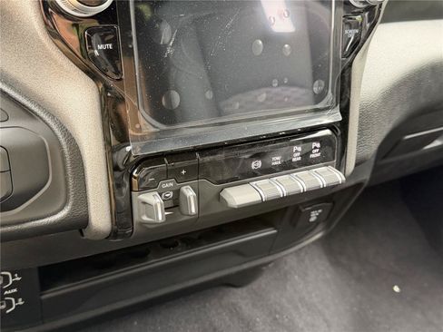 New 2026 RAM 3500 Tradesman AWD/4WD image 23