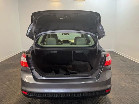 Used 2012 Ford Focus SEL FWD image 29