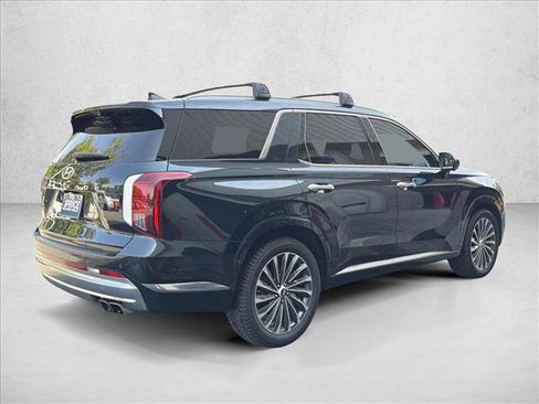 Used 2023 Hyundai Palisade Calligraphy AWD/4WD image 4