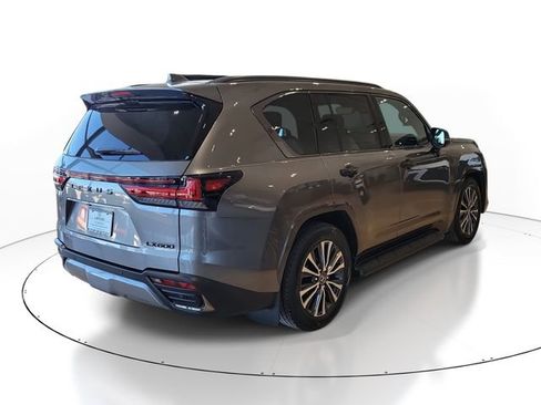 New 2026 Lexus LX 600 4WD w/ Premium Package image 4