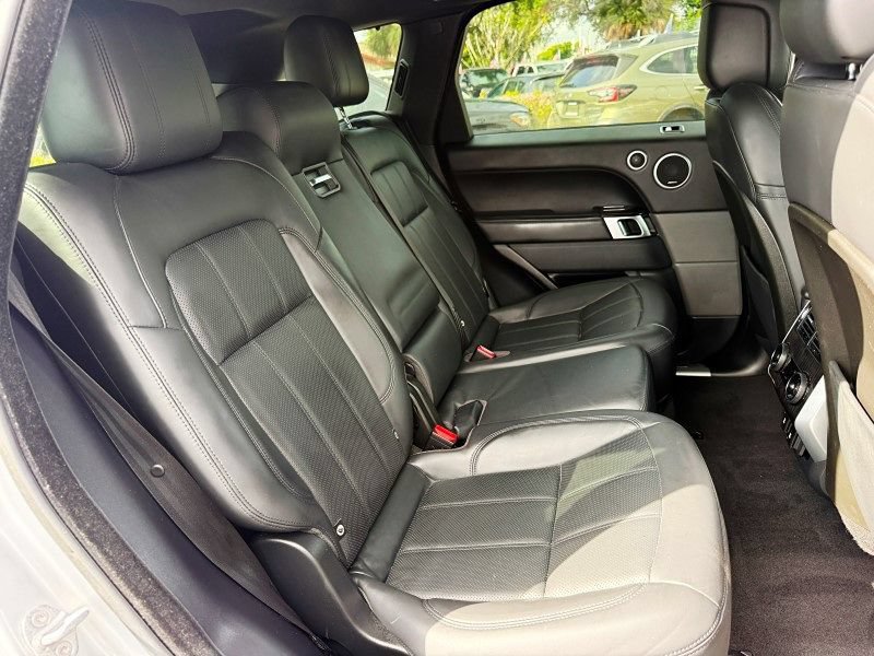 Used 2019 Land Rover Range Rover Sport Supercharged AWD/4WD image 15