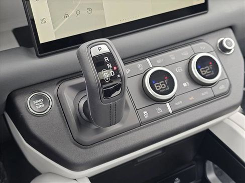 Certified 2025 Land Rover Defender 110 S AWD/4WD image 14