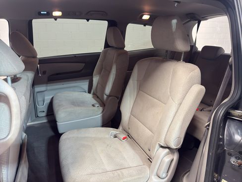 Used 2017 Honda Odyssey SE image 25