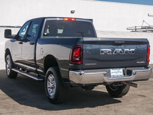 Used 2025 RAM 2500 Big Horn AWD/4WD image 7