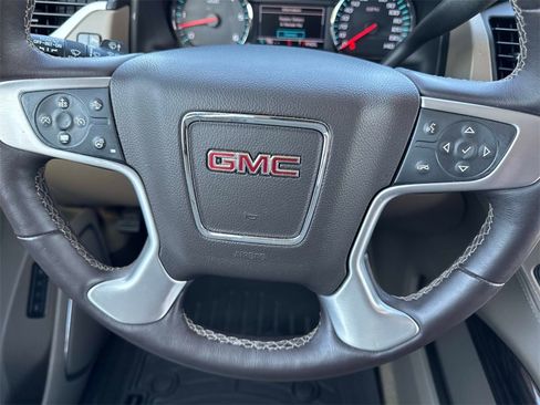 Certified 2017 GMC Yukon SLT image 25