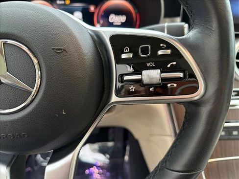 Used 2022 Mercedes-Benz GLC 300 4MATIC image 16