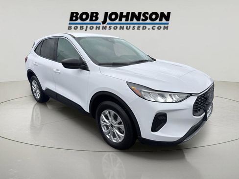 Used 2024 Ford Escape Active AWD/4WD image 1