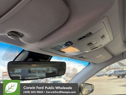 Used 2016 Lexus ES 350 w/ Navigation System Package image 18