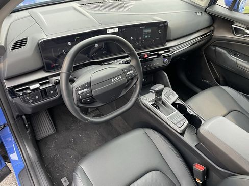 New 2026 Kia Sportage SX image 10