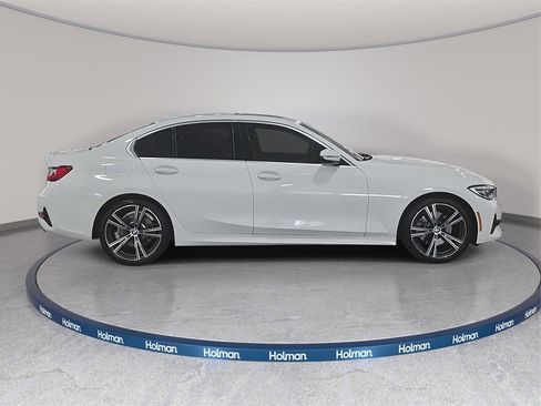 Used 2021 BMW 330i Sedan w/ Convenience Package image 4