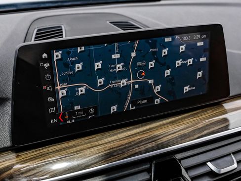 Used 2019 BMW 540i w/ M Sport Package RWD image 32