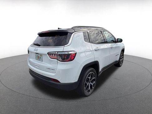 Used 2025 Jeep Compass Limited AWD/4WD image 13