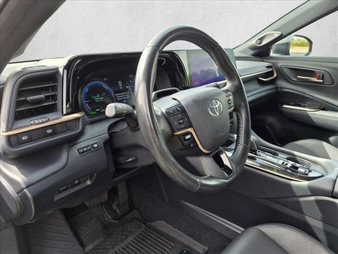 Used 2024 Toyota Crown w/ Advanced Technology Package AWD/4WD image 10