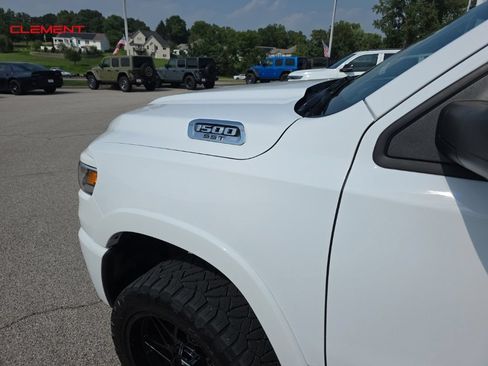 Used 2025 RAM 1500 Big Horn AWD/4WD image 3
