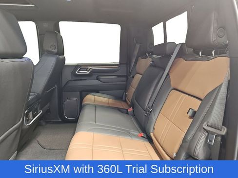 Used 2025 Chevrolet Silverado 2500 High Country w/ Technology Package image 19