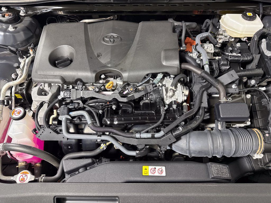 Used 2025 Toyota Camry LE FWD image 35