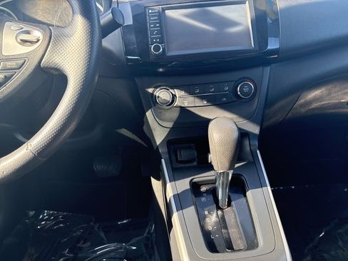 Used 2019 Nissan Sentra S image 12