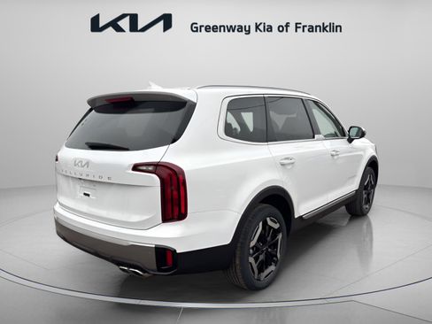 New 2025 Kia Telluride S image 7