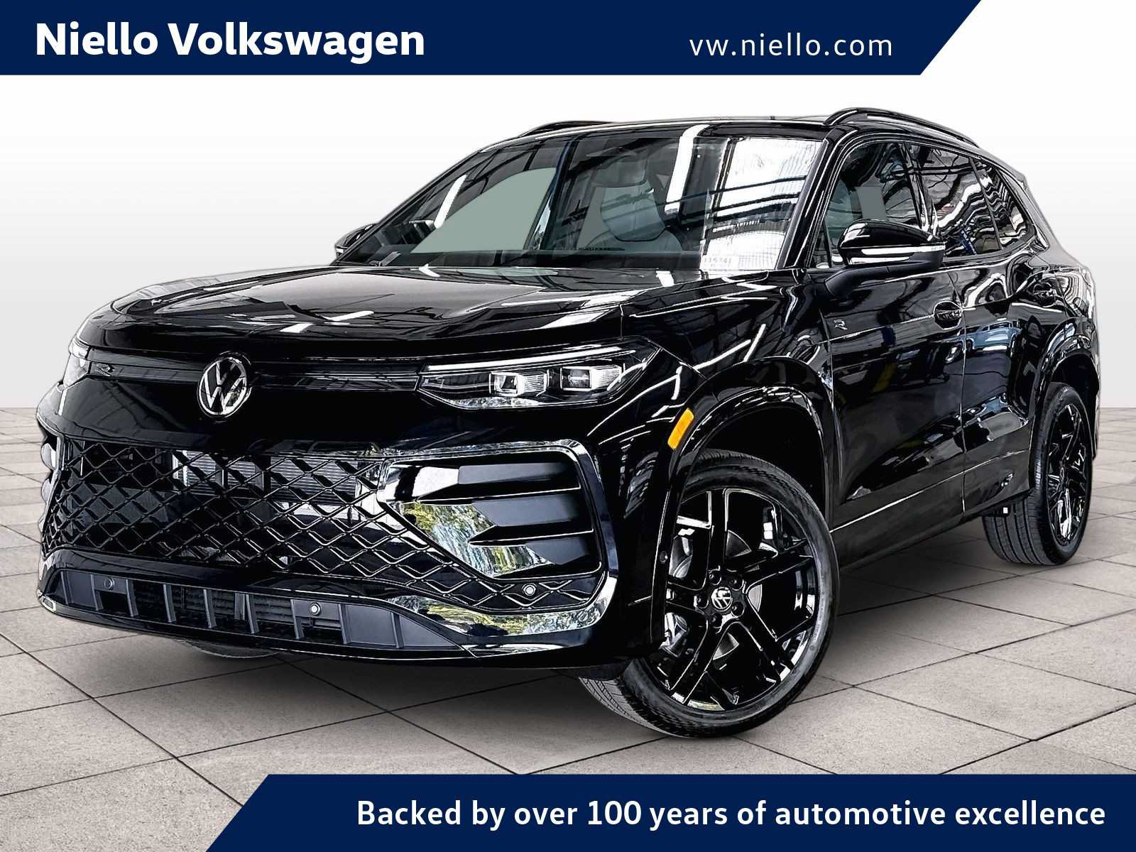 New 2026 Volkswagen Tiguan SE R-Line AWD/4WD image 1