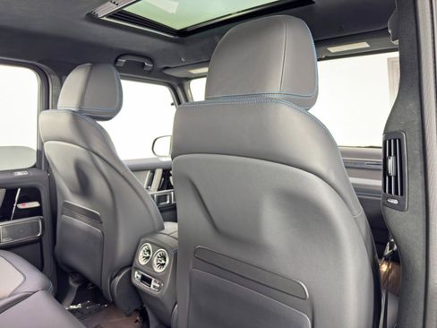 Used 2025 Mercedes-Benz G 580 w/ EQ Technology image 46