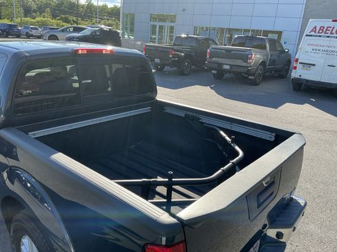 Used 2019 Nissan Frontier SV w/ Value Truck Package AWD/4WD image 17