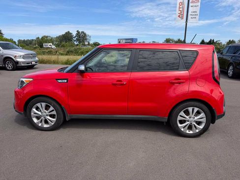 Used 2014 Kia Soul + w/ UVO w/Eservices Package FWD image 5