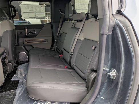 New 2025 GMC Hummer EV 3X image 9