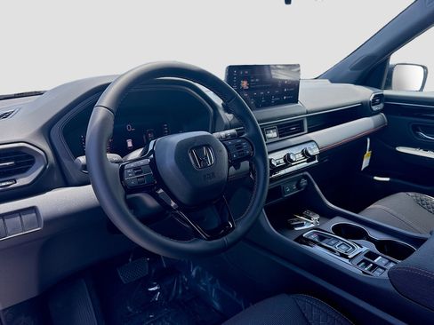 New 2026 Honda Pilot Sport image 9