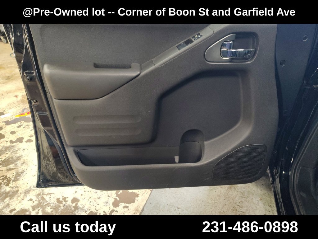 Used 2015 Nissan Frontier 4x4 King Cab image 15