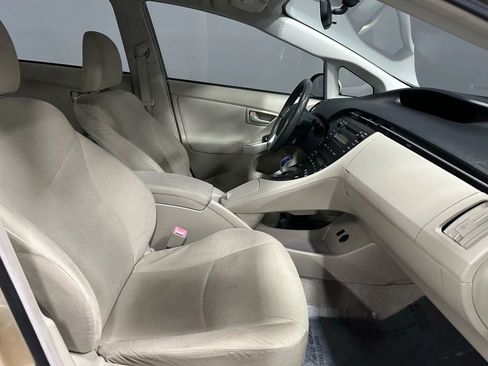 Used 2010 Toyota Prius Two image 17