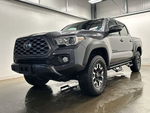 Used 2022 Toyota Tacoma TRD Off-Road image 27
