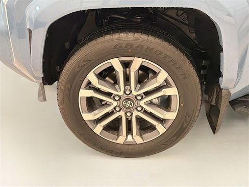 New 2025 Toyota 4Runner Limited image 25