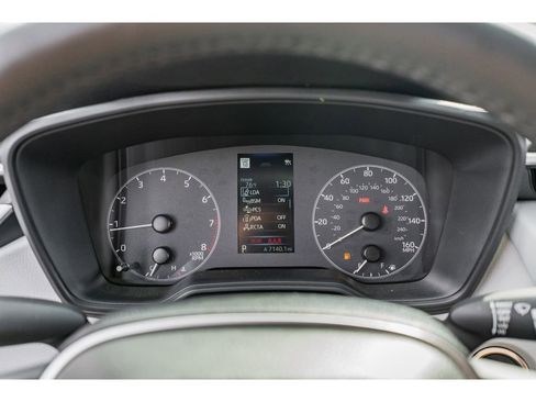 Used 2024 Toyota Corolla SE image 14