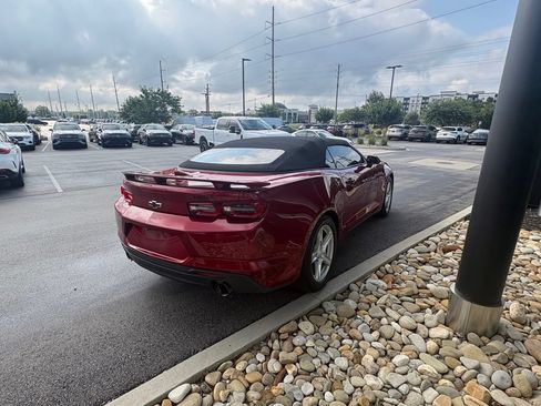 Used 2023 Chevrolet Camaro LT RWD image 6