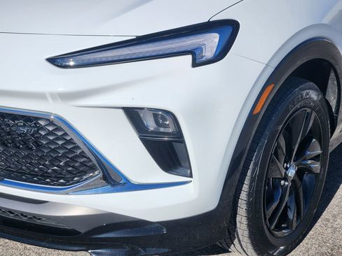 Used 2024 Buick Encore GX Sport Touring image 10