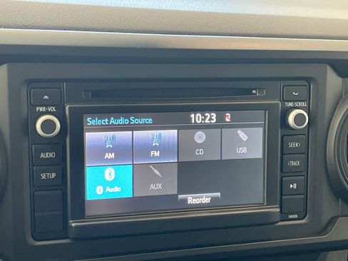 Certified 2019 Toyota Tacoma SR w/ SR Convenience Package image 16