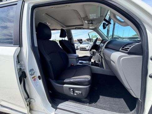 Used 2012 Toyota 4Runner SR5 w/ Convenience Pkg AWD/4WD image 14