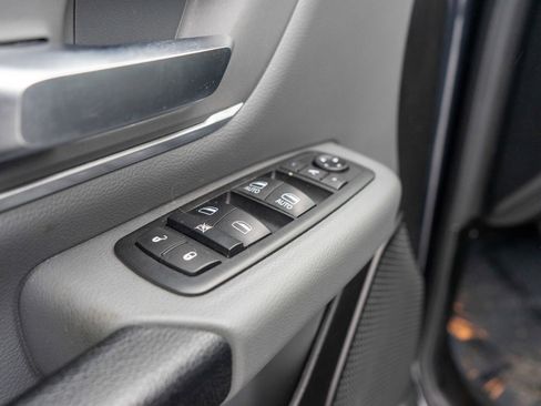 Used 2020 RAM 1500 Big Horn image 13