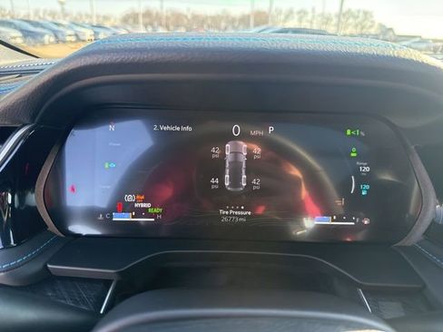 Used 2024 Jeep Grand Cherokee Trailhawk w/ Luxury Tech Group III image 21