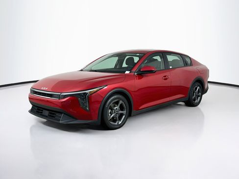 Used 2025 Kia K4 FWD image 3