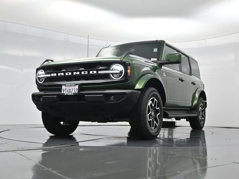 Used 2025 Ford Bronco Outer Banks image 43