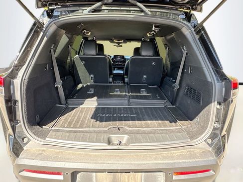 Used 2023 Nissan Pathfinder Rock Creek image 25