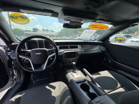 Used 2014 Chevrolet Camaro LT RWD image 11
