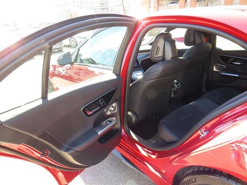 Used 2025 Mercedes-Benz C 43 AMG 4MATIC Sedan image 27