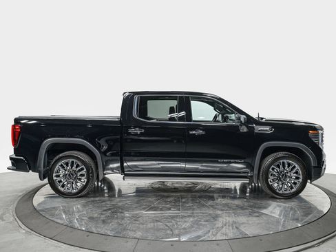 Used 2025 GMC Sierra 1500 Denali Ultimate AWD/4WD image 8