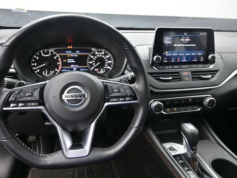 Used 2021 Nissan Altima 2.5 SR w/ SR Premium Package FWD image 23