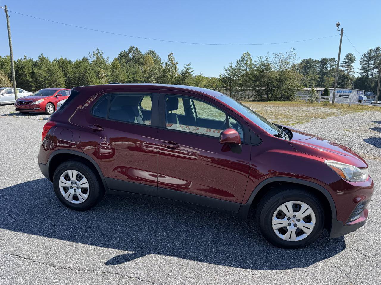 Used 2017 Chevrolet Trax LS FWD image 3