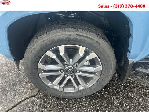 New 2026 Toyota 4Runner Limited AWD/4WD image 21