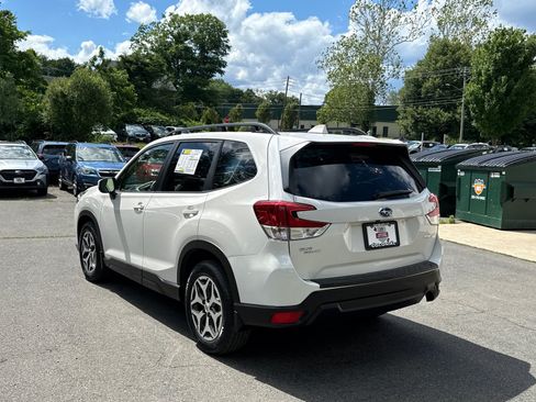 Certified 2023 Subaru Forester Premium AWD/4WD image 3