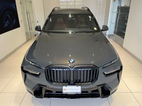 Used 2025 BMW X7 xDrive40i w/ Executive Package AWD/4WD image 12
